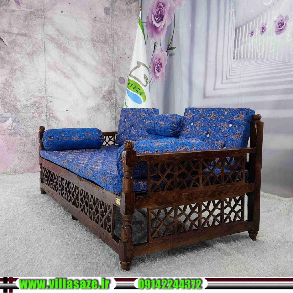 تخت چوبی شاه نشین