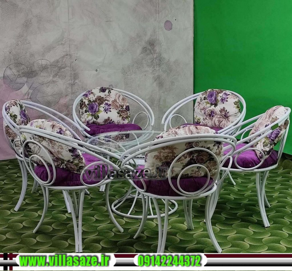 صندلی چوبی