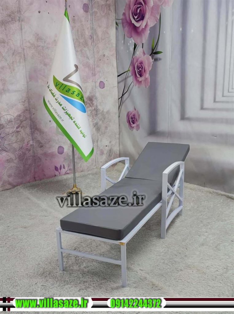 صندلی کنار استخر ویلایی