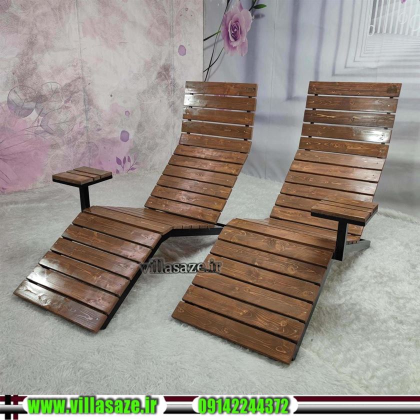 تخت ساحلی فلزی