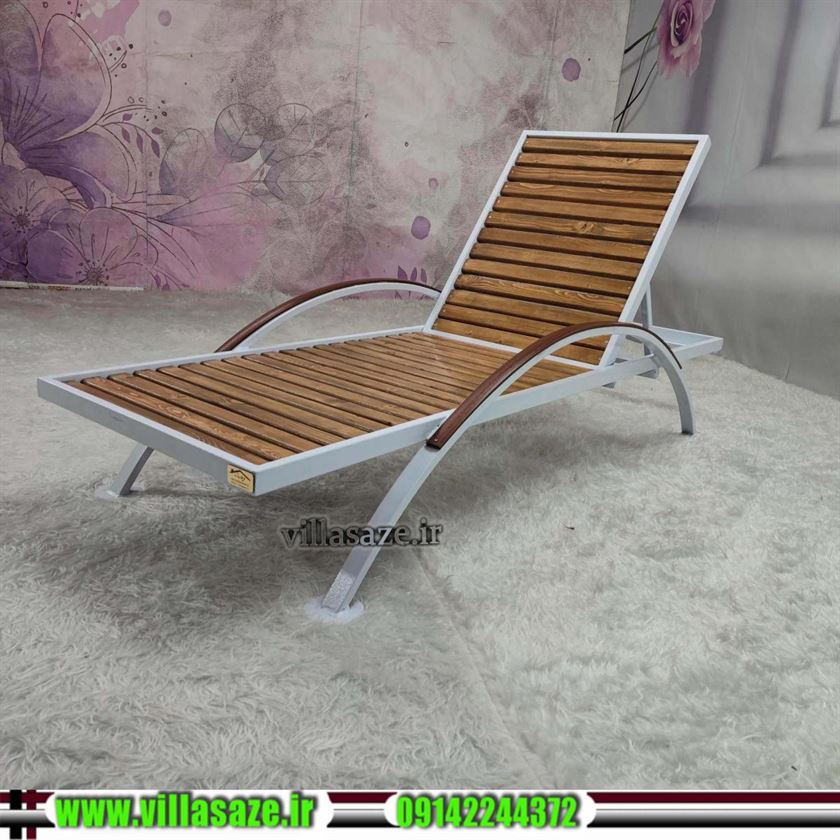 تخت کنار استخر تاشو